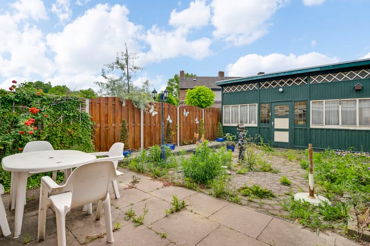 Foto 28 van Van Den Bongaertstraat 37