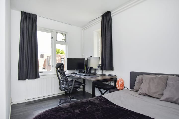 Photo 21 of Pierre Kemphove 9