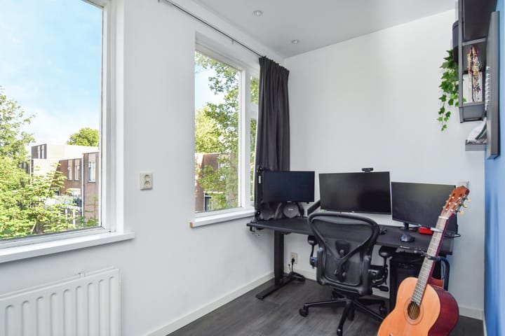 Photo 25 of Pierre Kemphove 9