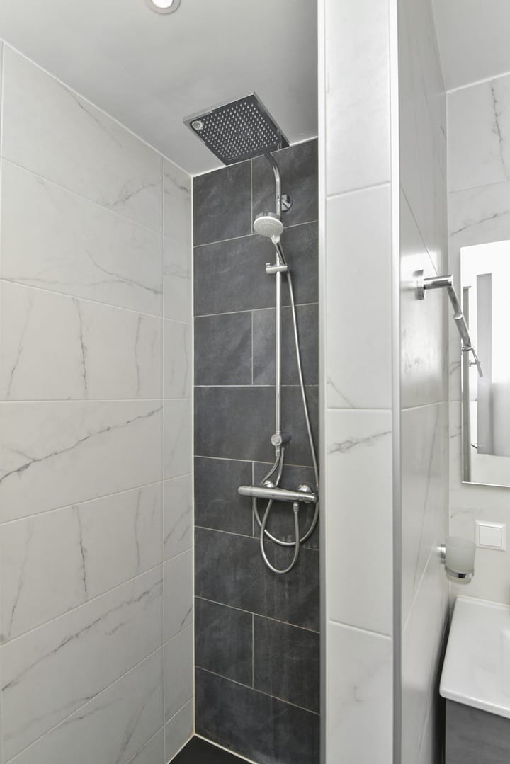 Photo 31 of Pierre Kemphove 9