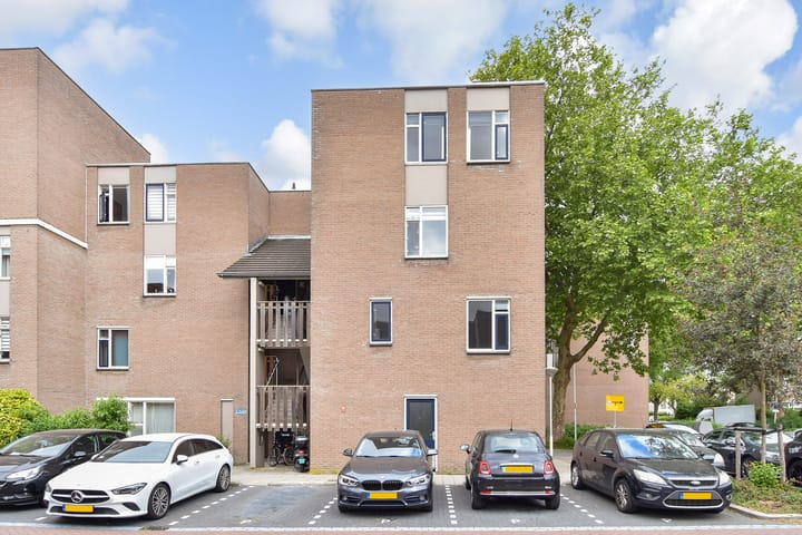 Photo 35 of Pierre Kemphove 9