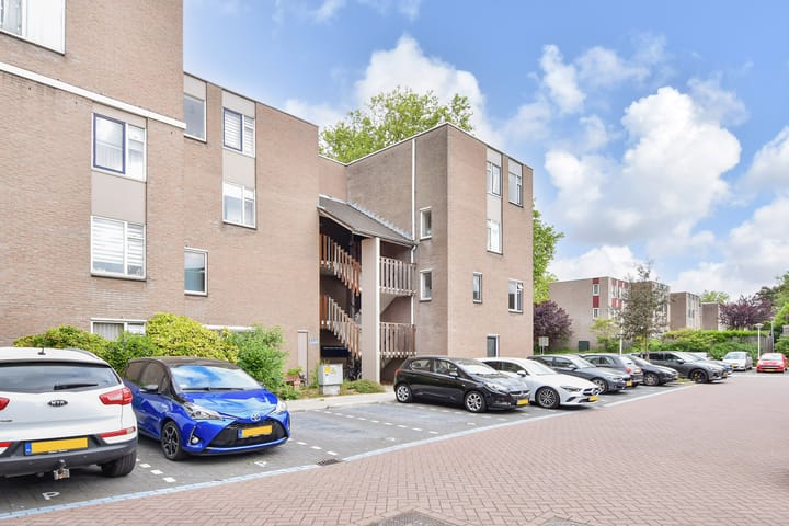 Photo 36 of Pierre Kemphove 9