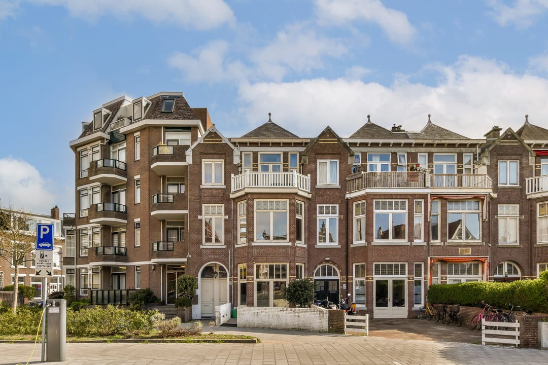 Photo 2 of Badhuisweg 12-A