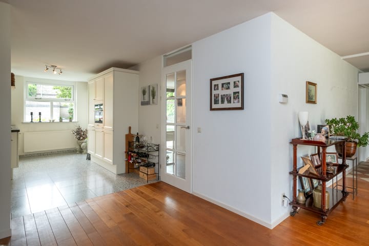 Foto 10 van Clara Wichmannstraat 100