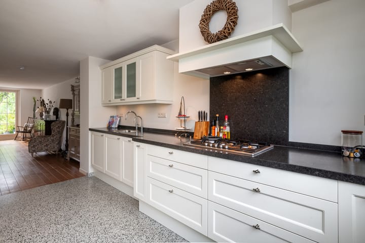 Foto 11 van Clara Wichmannstraat 100