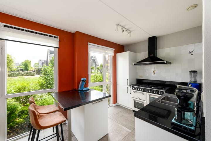 Foto 7 van Annie Zernikeweg 3