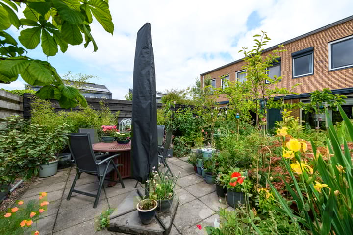 Foto 34 van Annie Zernikeweg 3