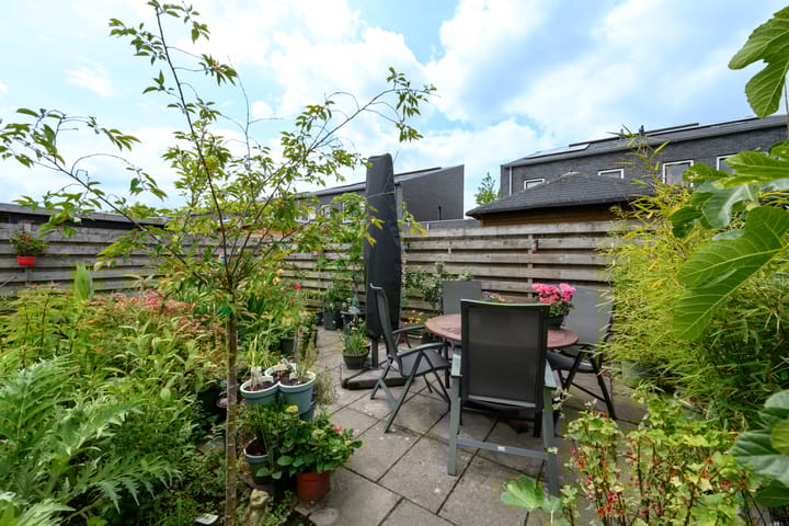 Foto 35 van Annie Zernikeweg 3