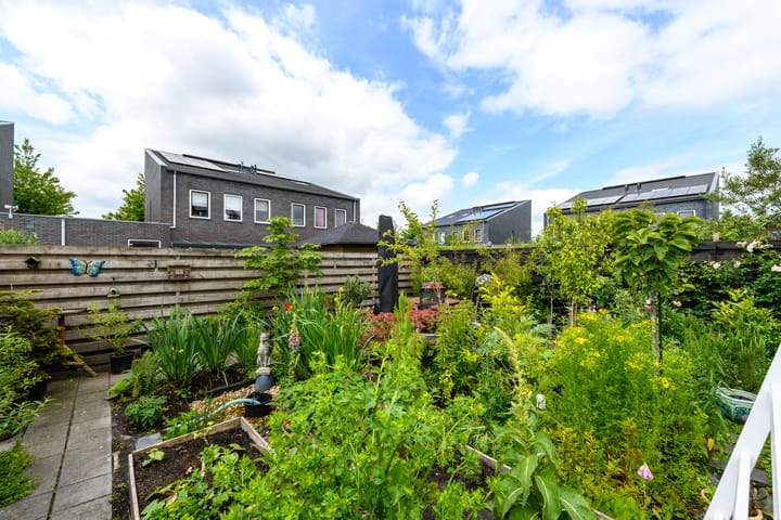 Foto 51 van Annie Zernikeweg 3