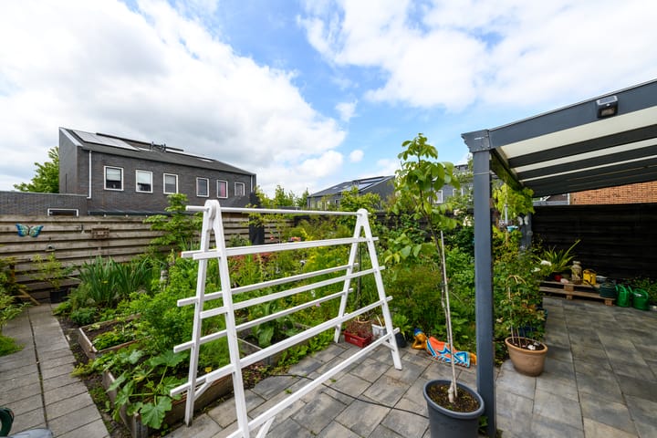 Foto 52 van Annie Zernikeweg 3