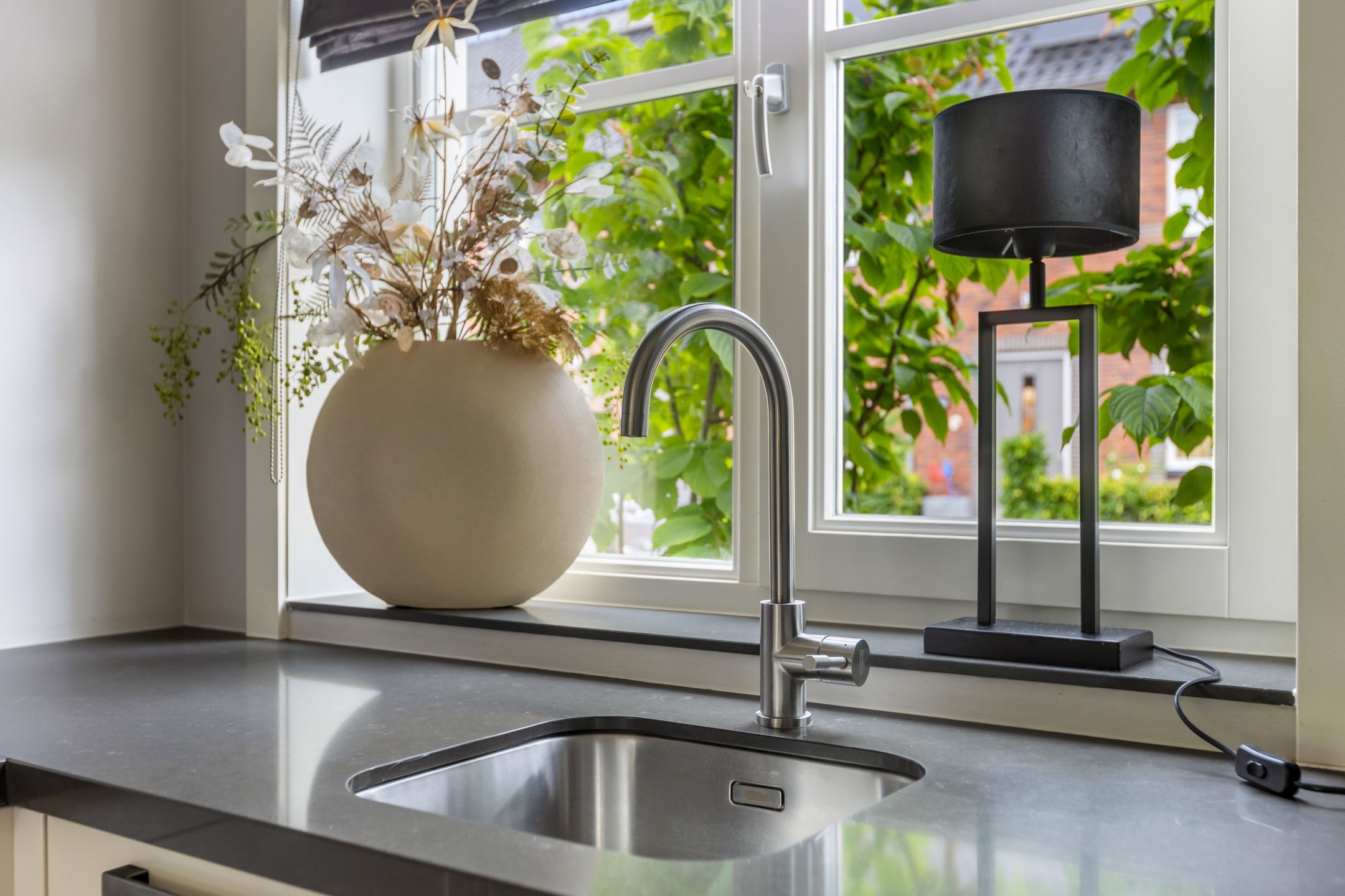 Foto 9 van De Leuremaat 8