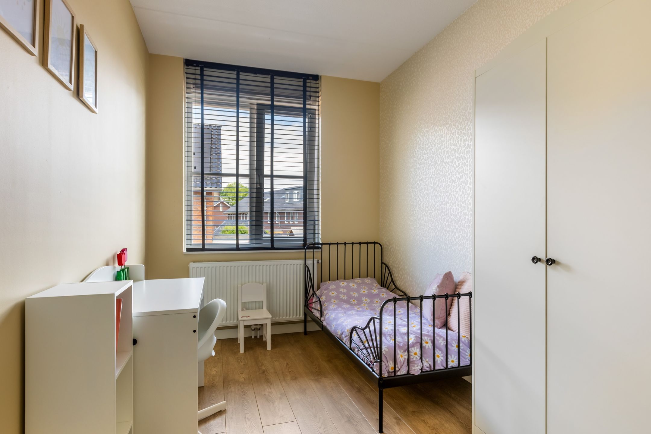 Foto 21 van De Leuremaat 8