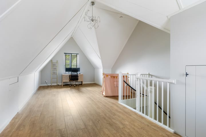 Photo 22 of De Leuremaat 8