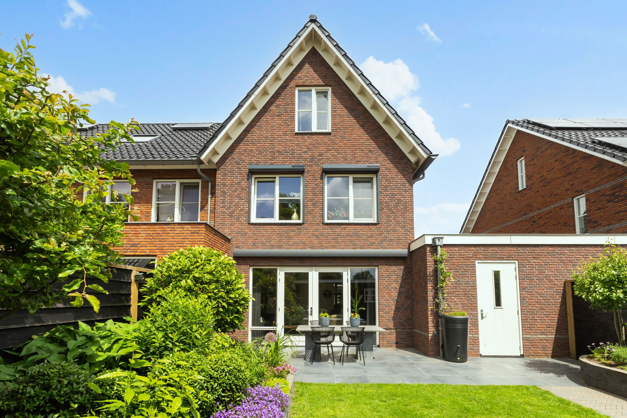 Foto 30 van De Leuremaat 8