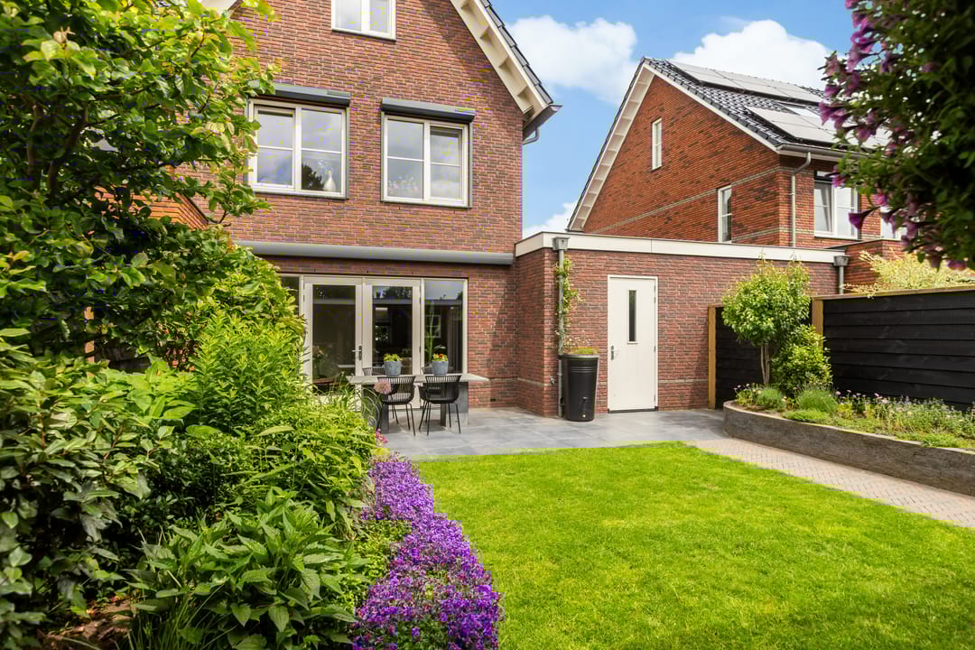 Foto 32 van De Leuremaat 8