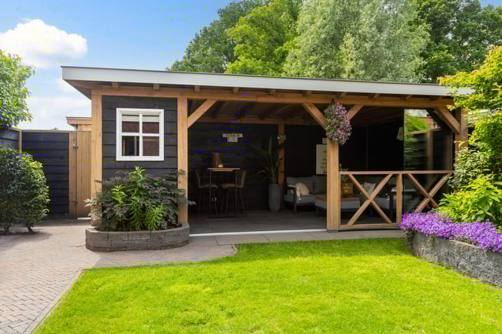 Photo 35 of De Leuremaat 8