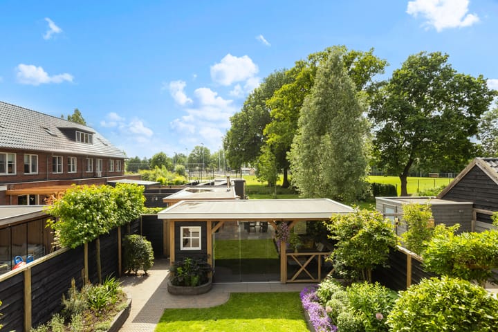 Photo 40 of De Leuremaat 8