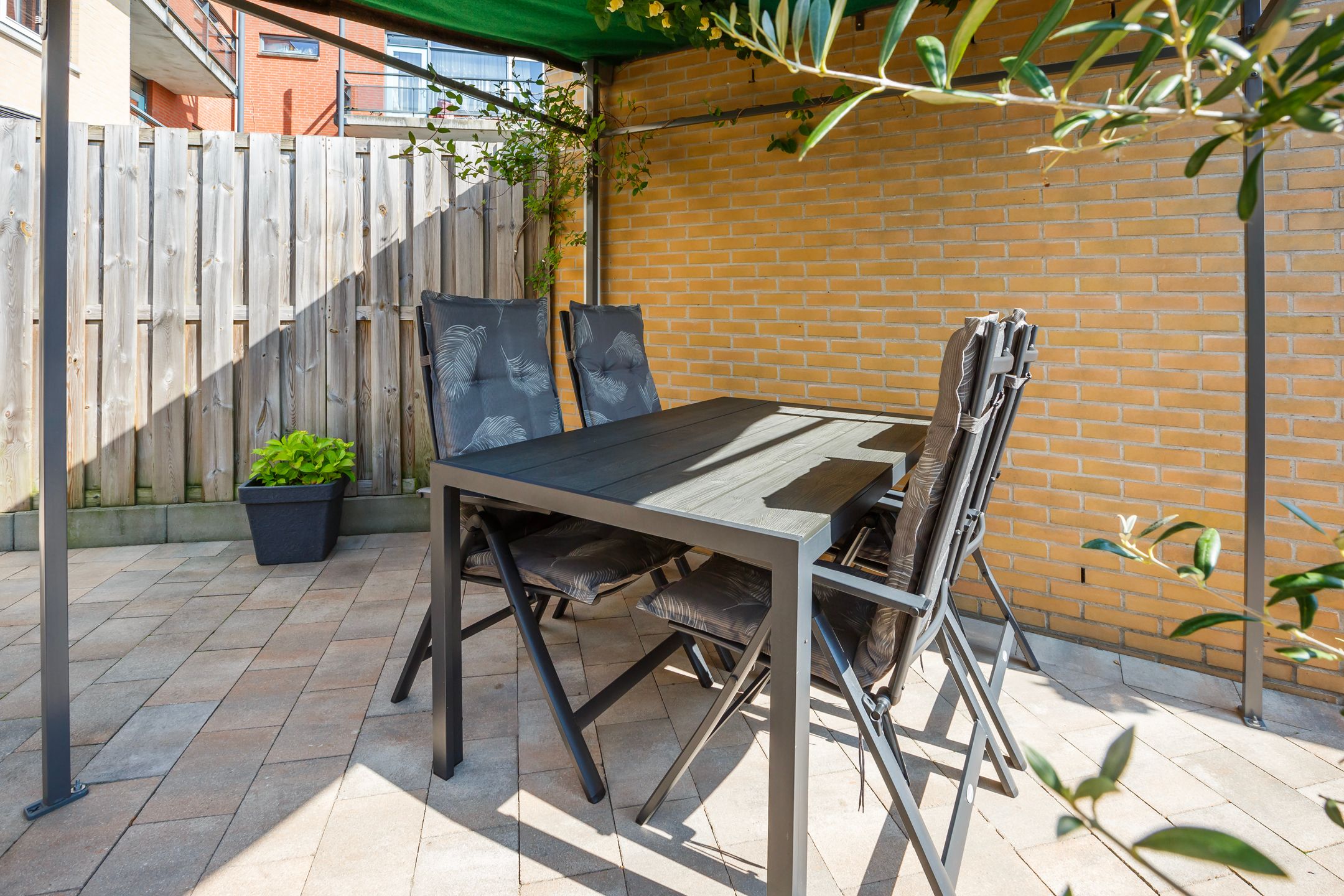 Foto 12 van Hof van Parijs 186