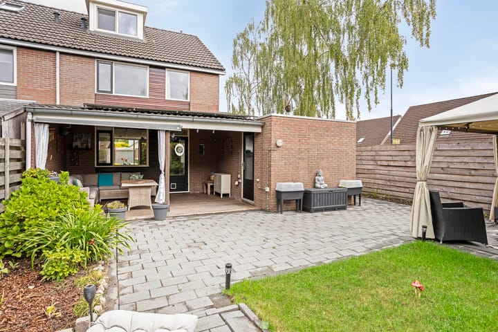 Foto 2 van Hanebalken 165