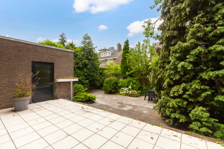 Foto 18 van Van der Leeuwlaan 4