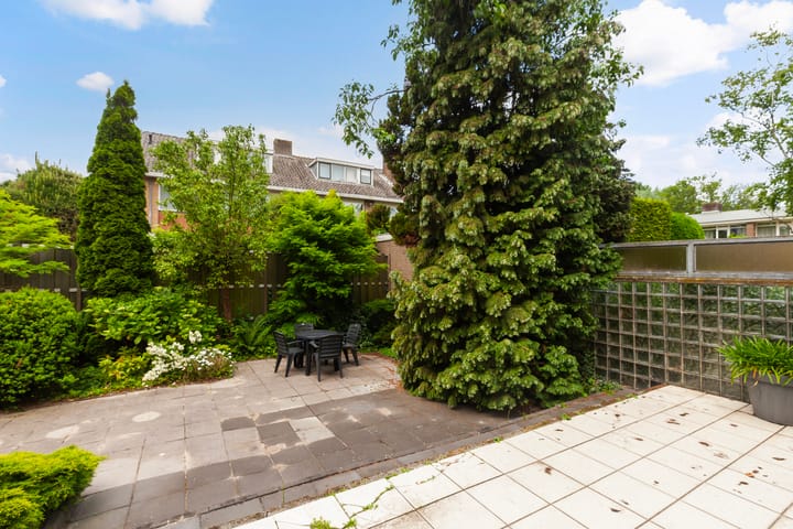 Foto 19 van Van der Leeuwlaan 4