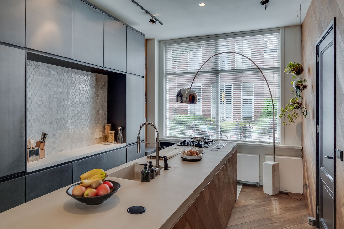 Foto 14 van Oudwijkerdwarsstraat 75