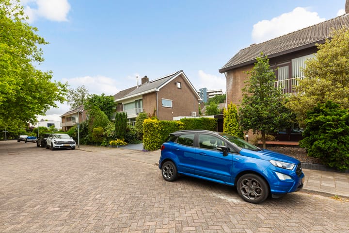 Foto 42 van Van der Leeuwlaan 4