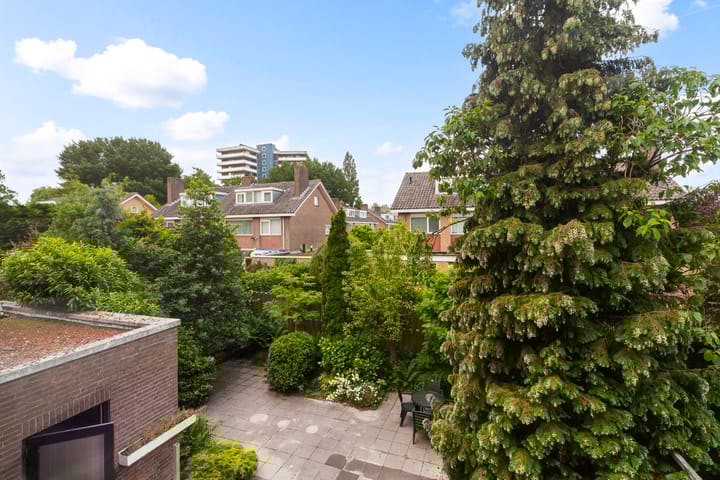 Foto 44 van Van der Leeuwlaan 4