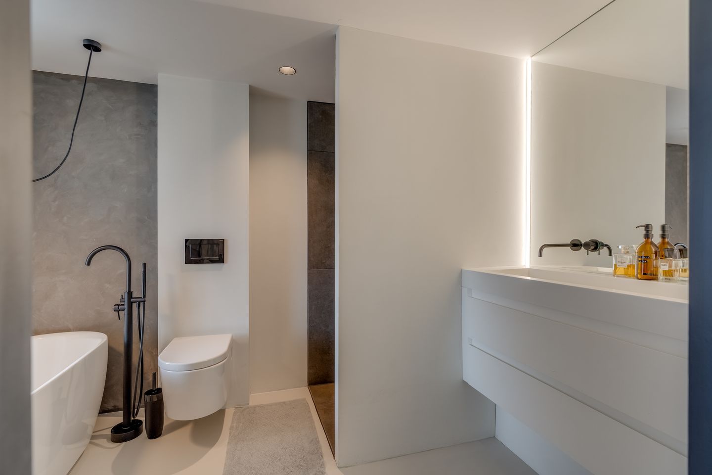 Foto 25 van Oudwijkerdwarsstraat 75