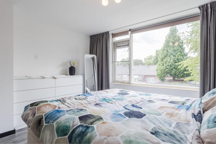 Foto 30 van Van Binsbergenstraat 13