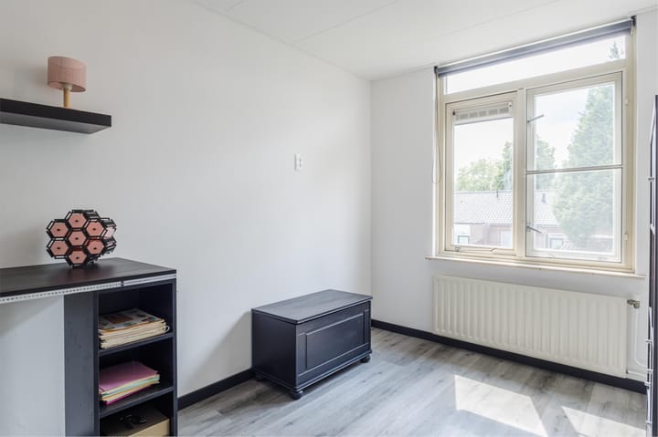 Foto 36 van Van Binsbergenstraat 13