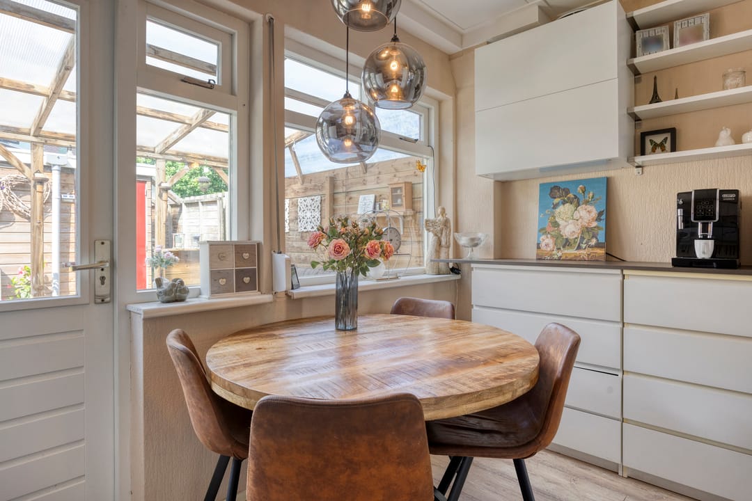 Foto 8 van Spoorstraat 5