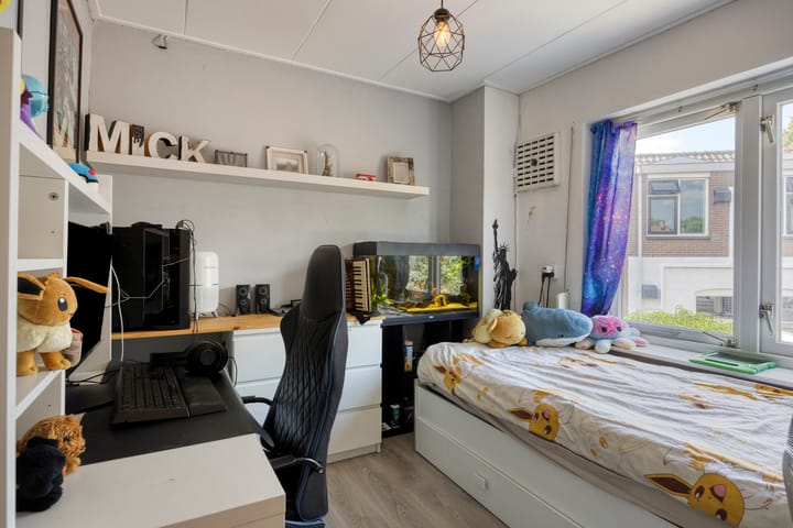 Foto 16 van Spoorstraat 5