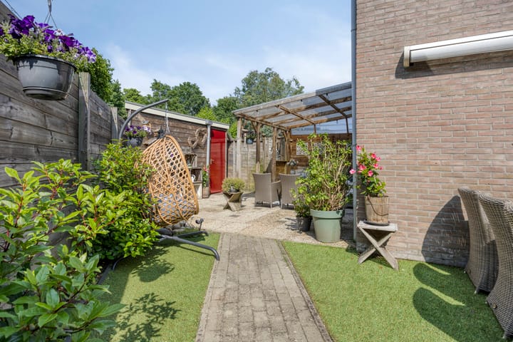 Foto 22 van Spoorstraat 5