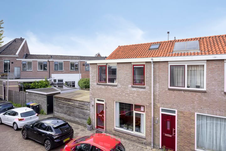 Foto 30 van Spoorstraat 5