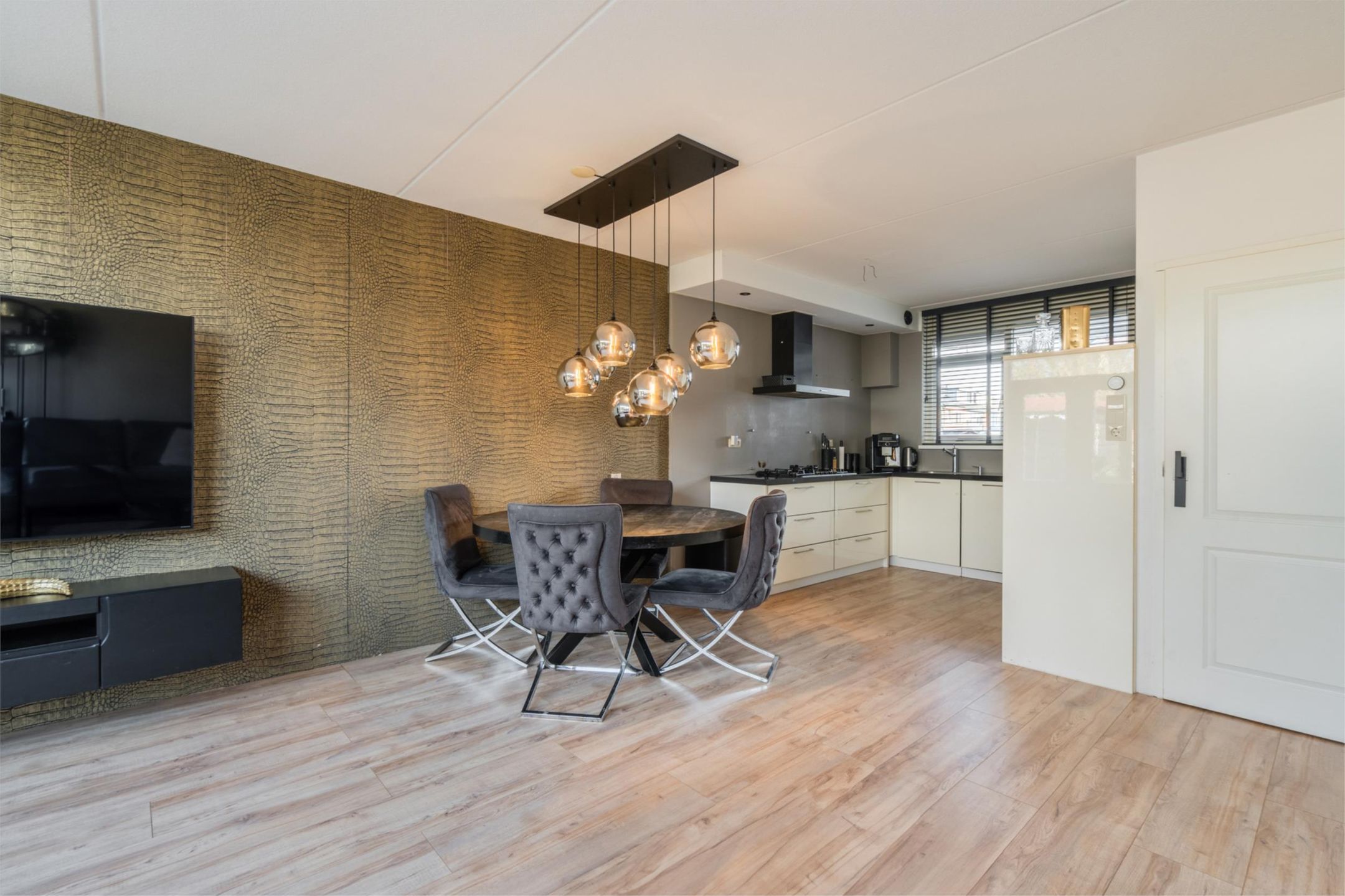 Photo 12 of Kruiszwin 3732