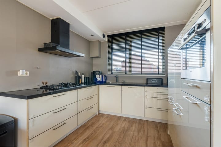 Foto 13 van Kruiszwin 3732