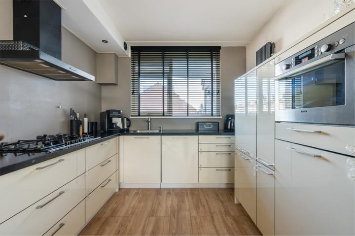 Foto 14 van Kruiszwin 3732