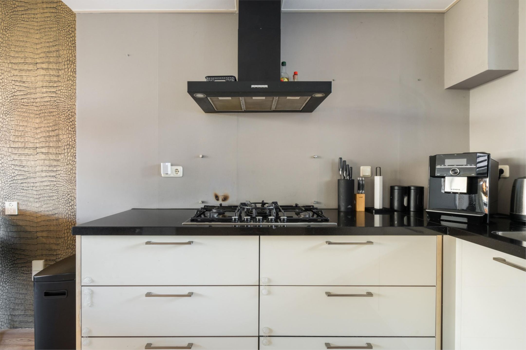 Photo 15 of Kruiszwin 3732