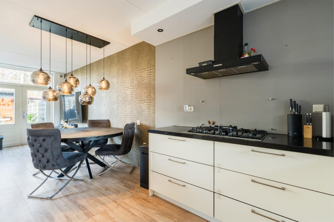 Photo 17 of Kruiszwin 3732