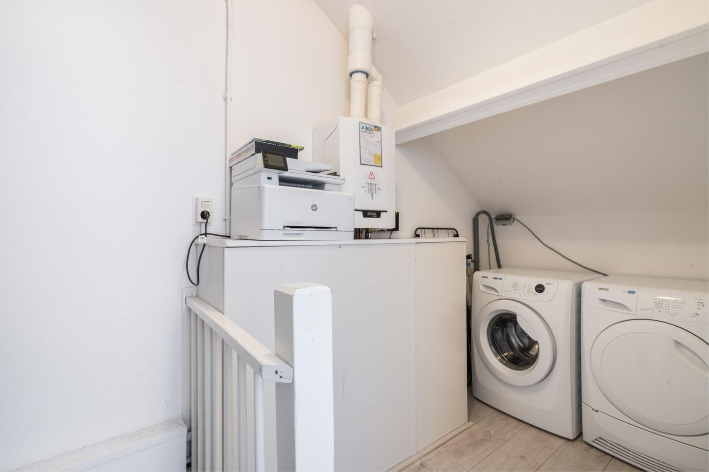 Photo 35 of Kruiszwin 3732