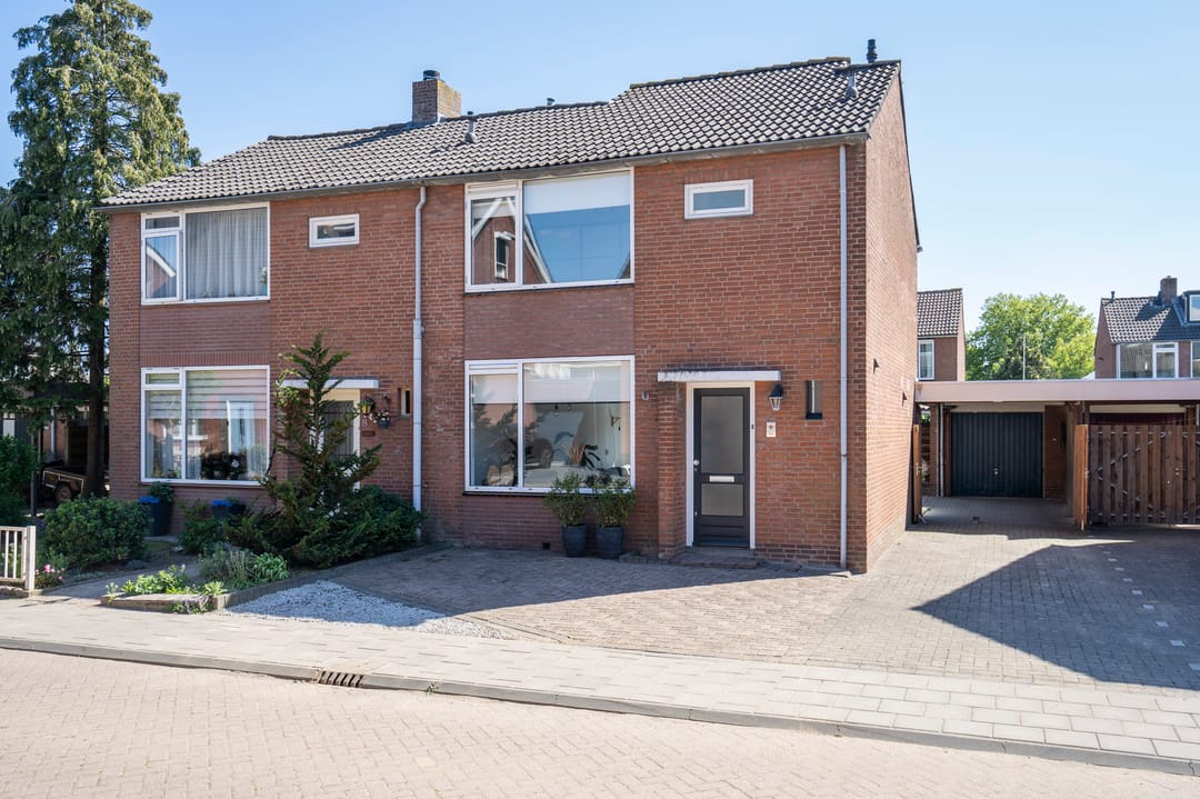 Foto 1 van Lindelaan 6