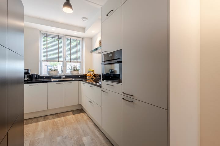 Foto 6 van Hobbemastraat 21