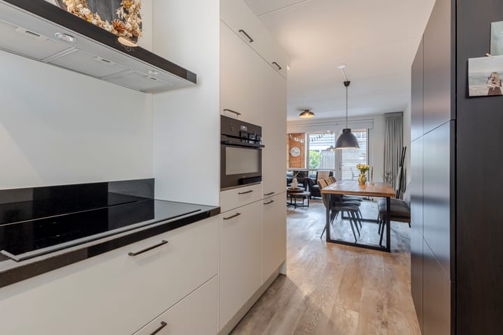 Foto 7 van Hobbemastraat 21