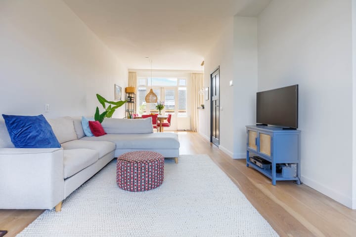 Foto 7 van Drie Octoberstraat 15-A