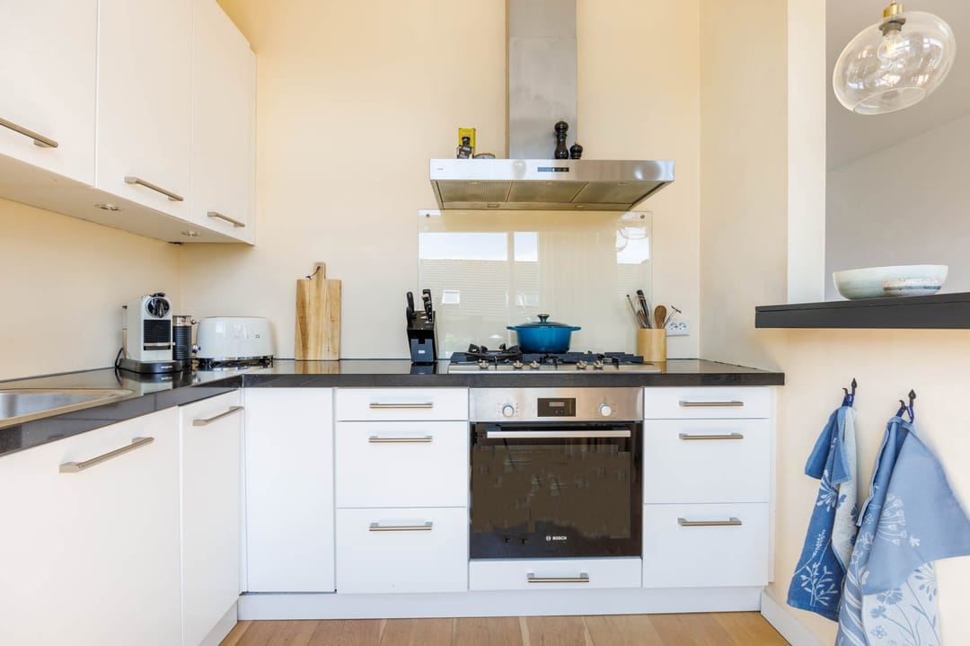 Foto 16 van Drie Octoberstraat 15-A