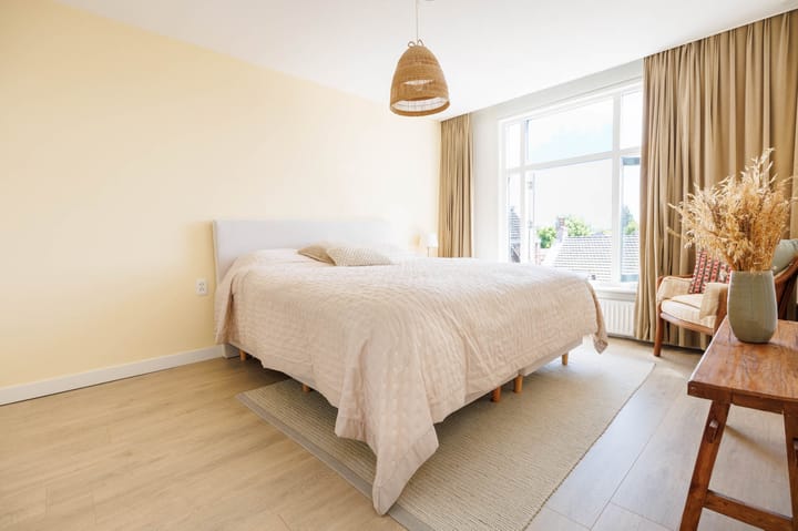 Foto 34 van Drie Octoberstraat 15-A