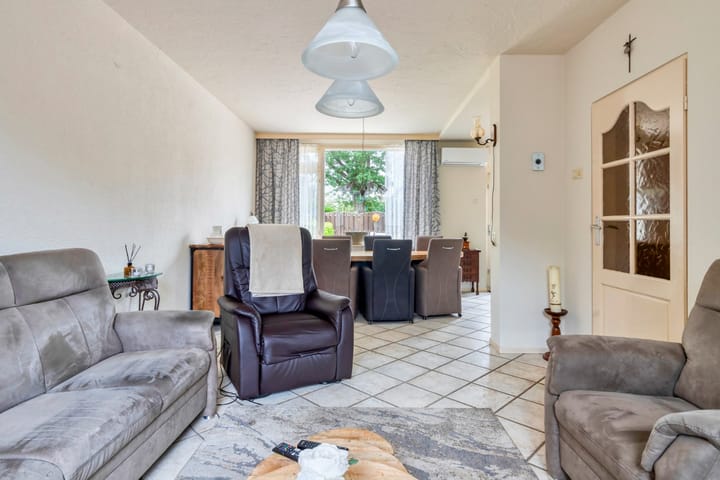 Foto 5 van Pianohof 24