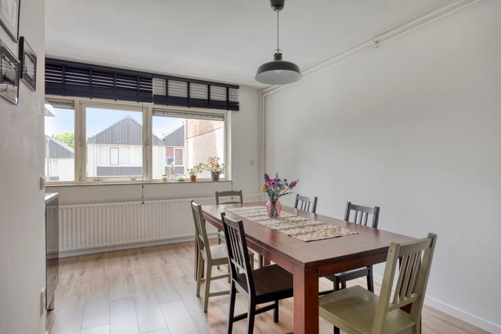 Photo 15 of Javastraat 11