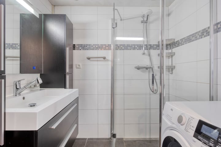 Photo 20 of Javastraat 11